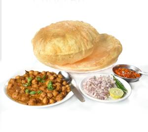 Chola bhatura
