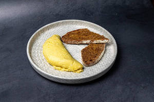 Chili & Cheddar Omelette