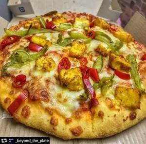 Paapi Paneer Pizza