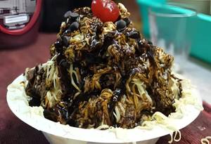 Plain Dish Cadbury gola 