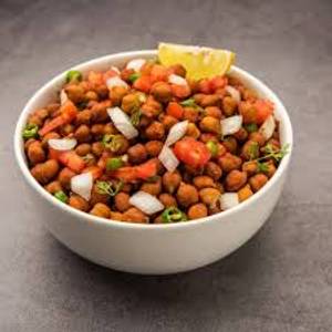 Peanut chickpea salad