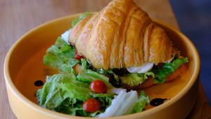 Dodo's Croissant Green Sandwich