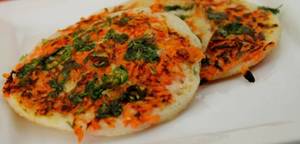 Carrot Podi Uttapam