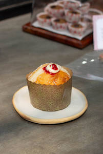 Raspberry Vanilla Bombolini