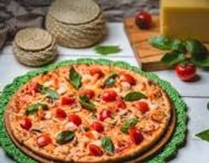 Onion Tomato Pizza
