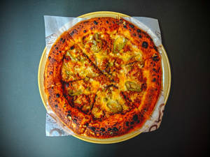 Mutton Kheema With Burn Chilli Pizza (10 Inches)