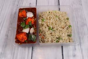 Veg Fried Rice + Chilli Paneer Combo [Serves 1] (1 Bowl