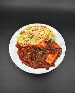 Paneer Chilly & Fried Rice / Noodles Combo