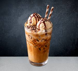 Cold coffee with oreo