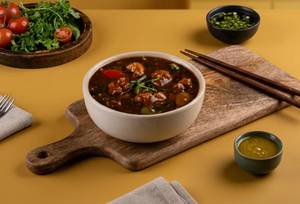 Chilli Chicken (10 Pcs)