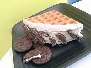 Oreo White Chocolate Waffle