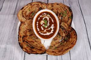 Dal Makhani With 2 Lachha Paratha [Serves 1]