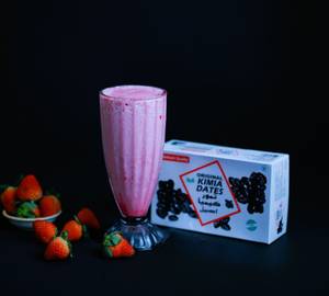 Strawberry Dates Shake