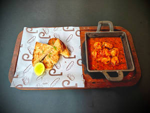 Sizzling Butter Garlic Prawns (6 Pcs)