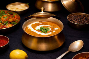 Dal Makhani (kishmish Sp)