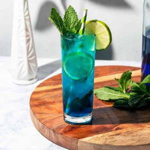 Blue Curacao mojito