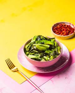 Wok-tossed Cantonese Greens, Garlic