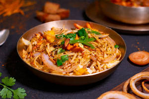 Burnt Garlic Noodles