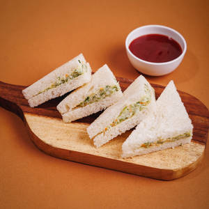 Coleslaw Sandwich