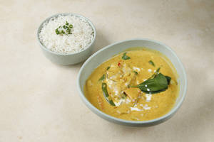 Prawn In Yellow Thai Curry