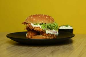 Chicken Classic Burger