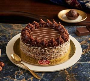 Chocolate Ganache Cake