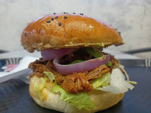 Buff Bong Nihari Burger