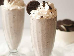 Vanilla Oreo Milkshake