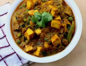 Paneer Mushroom Masala
