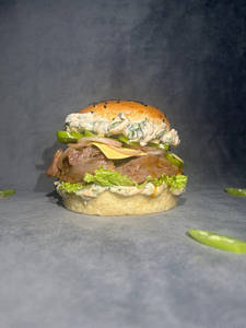 Doguna Buff Bong Nihari Burger
