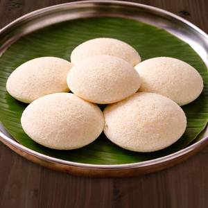 Idli [6 Pieces]-Without Side Dish