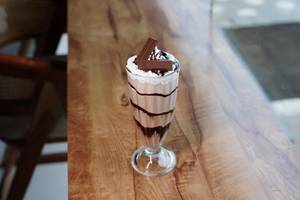 Kit Kat Shake