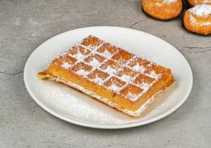 Belgian Classic (Waffle+Maple syrup+Gelato)