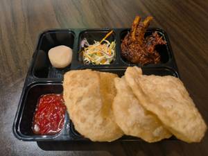 Luchi-mutton Ghee Roast Combo (c-54)