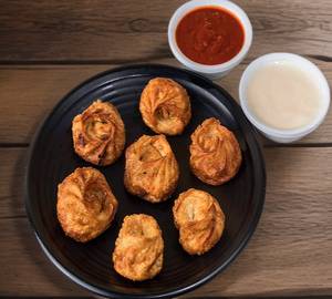 Veggies blast momos