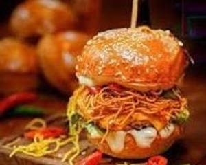 Noodles Burger