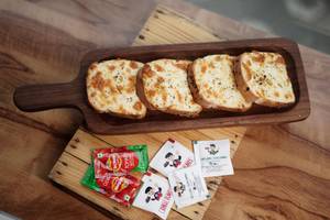 Cheese Garlic Bread