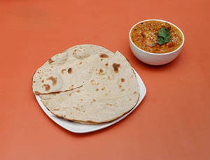 2 Pieces Roti With Chicken Masala