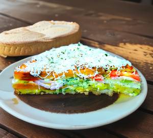 Veg Cheese Grill (Whole Wheat Base)