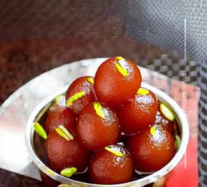 Dry Gulab Jamun