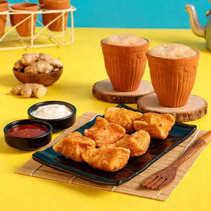 Kurkure Momos + 2 Adrak Chai.