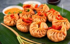 Veg fried momos