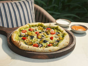 Pesto Veg Neapolitan Pizza
