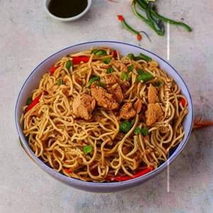 Chicken schezwan noodles