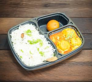 Kadi Pakoda Rice Long Grain Gulab Jamun