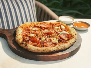 Quattro Chicken Neapolitan Pizza