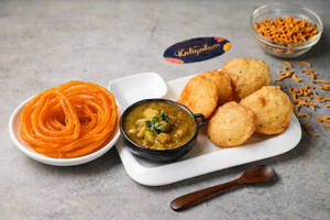 Club Kachori [5pcs] With Sabji + Jalebi