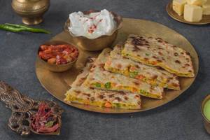 Stuffed Kulcha Combo