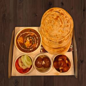 Paneer Matar Korma With Malabar Paratha Combo (5 Items)