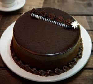 Eggless chocolate cake